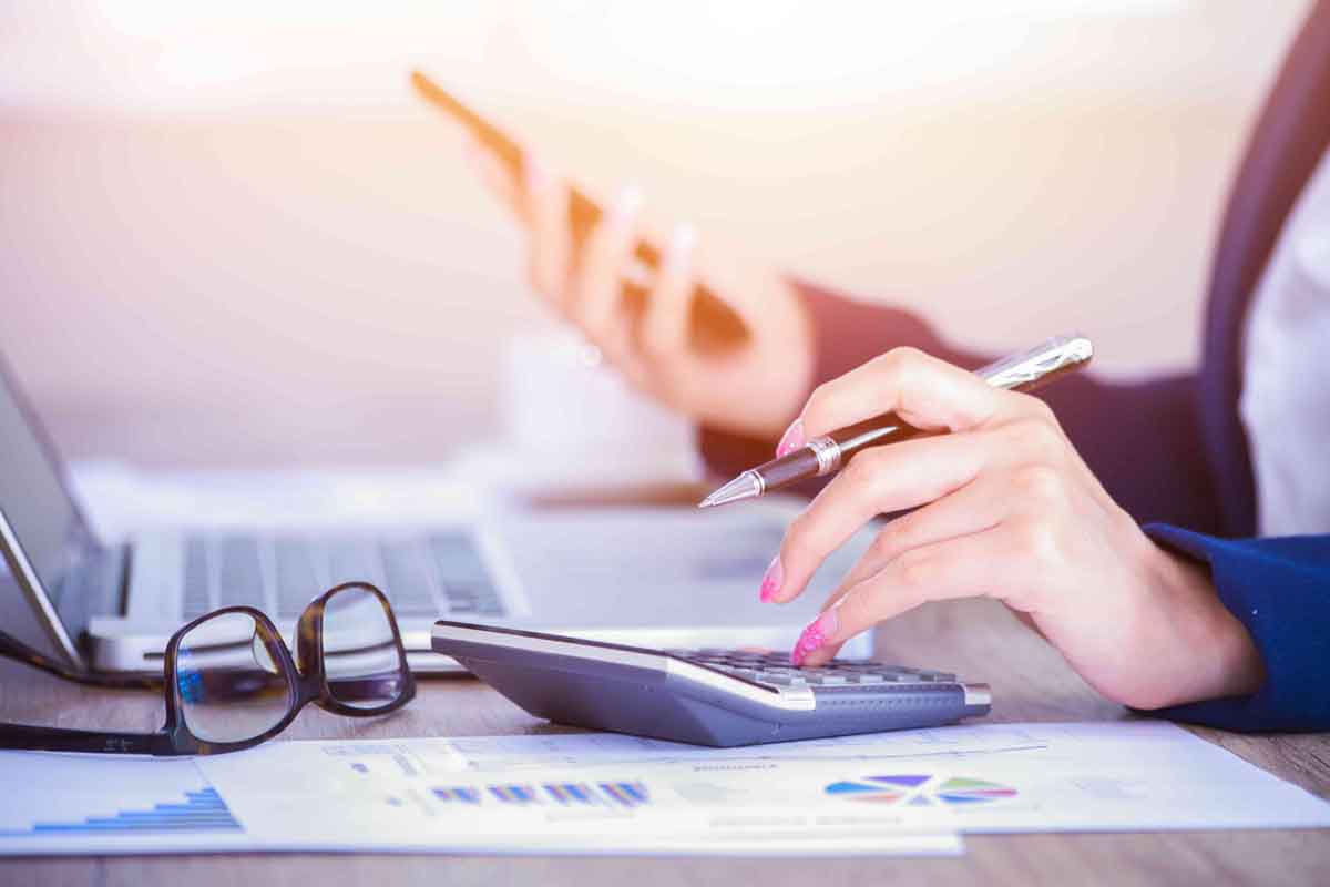 Finance & Wealth Advisers Marketing