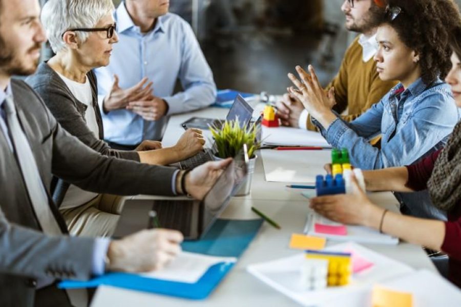 In-House Marketing Team vs Digital Marketing Agency: What’s Actually Best for Your Business?